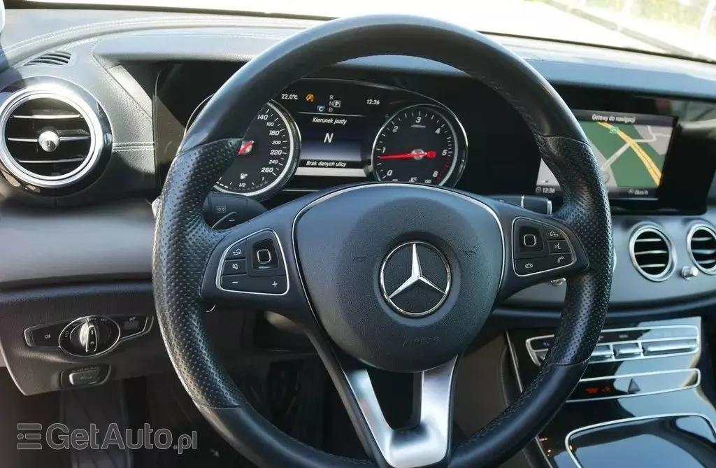 MERCEDES-BENZ Klasa E 