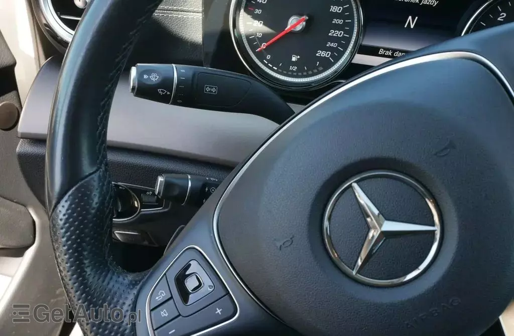 MERCEDES-BENZ Klasa E 