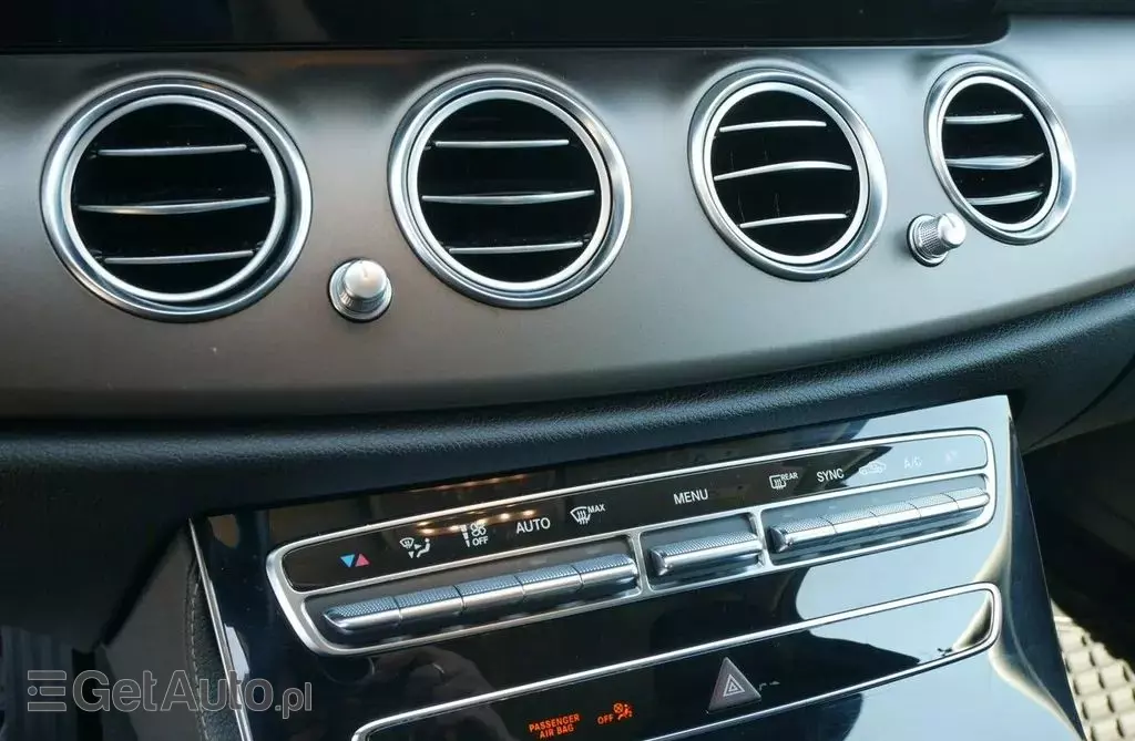 MERCEDES-BENZ Klasa E 