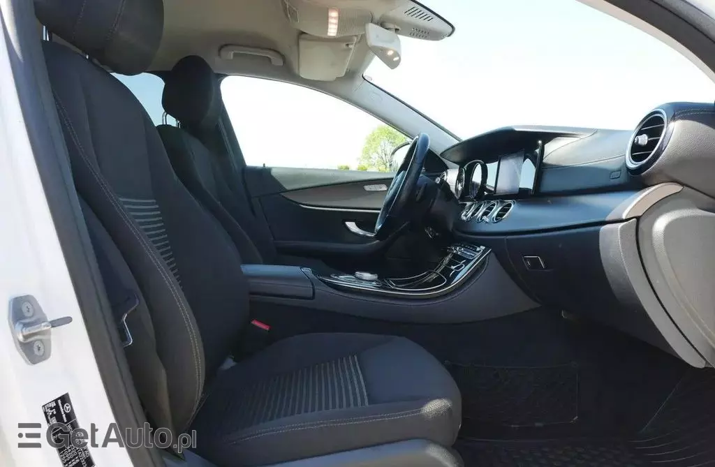 MERCEDES-BENZ Klasa E 