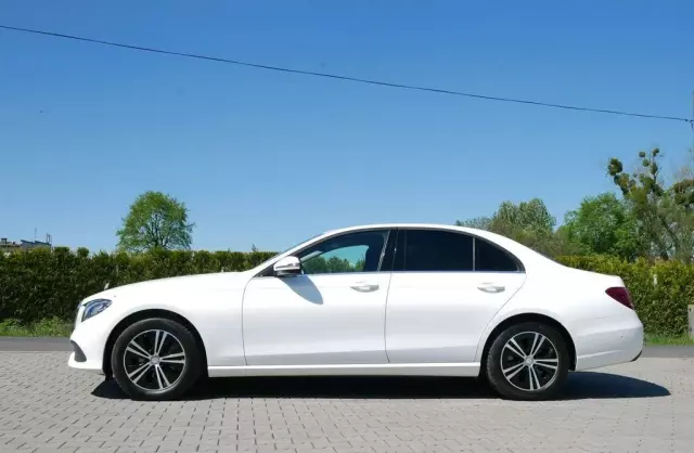 MERCEDES-BENZ Klasa E 