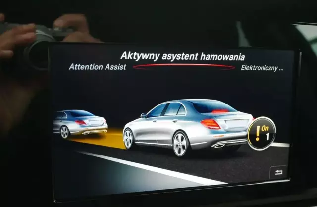 MERCEDES-BENZ Klasa E 