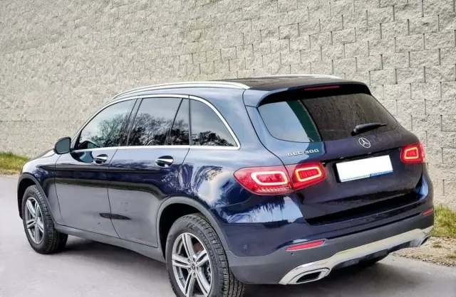 MERCEDES-BENZ GLC 