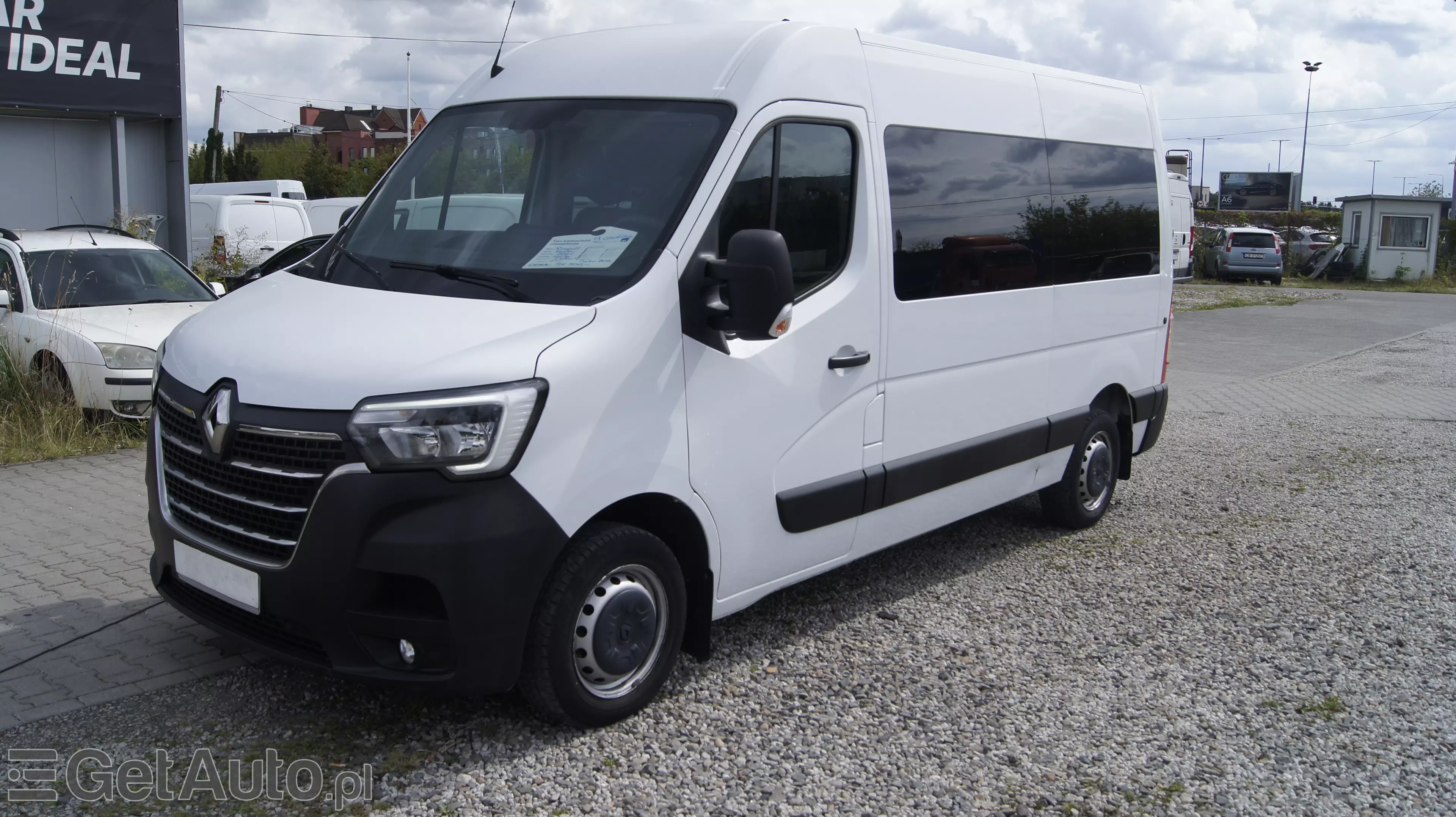RENAULT MASTER 9 OSOBOWY