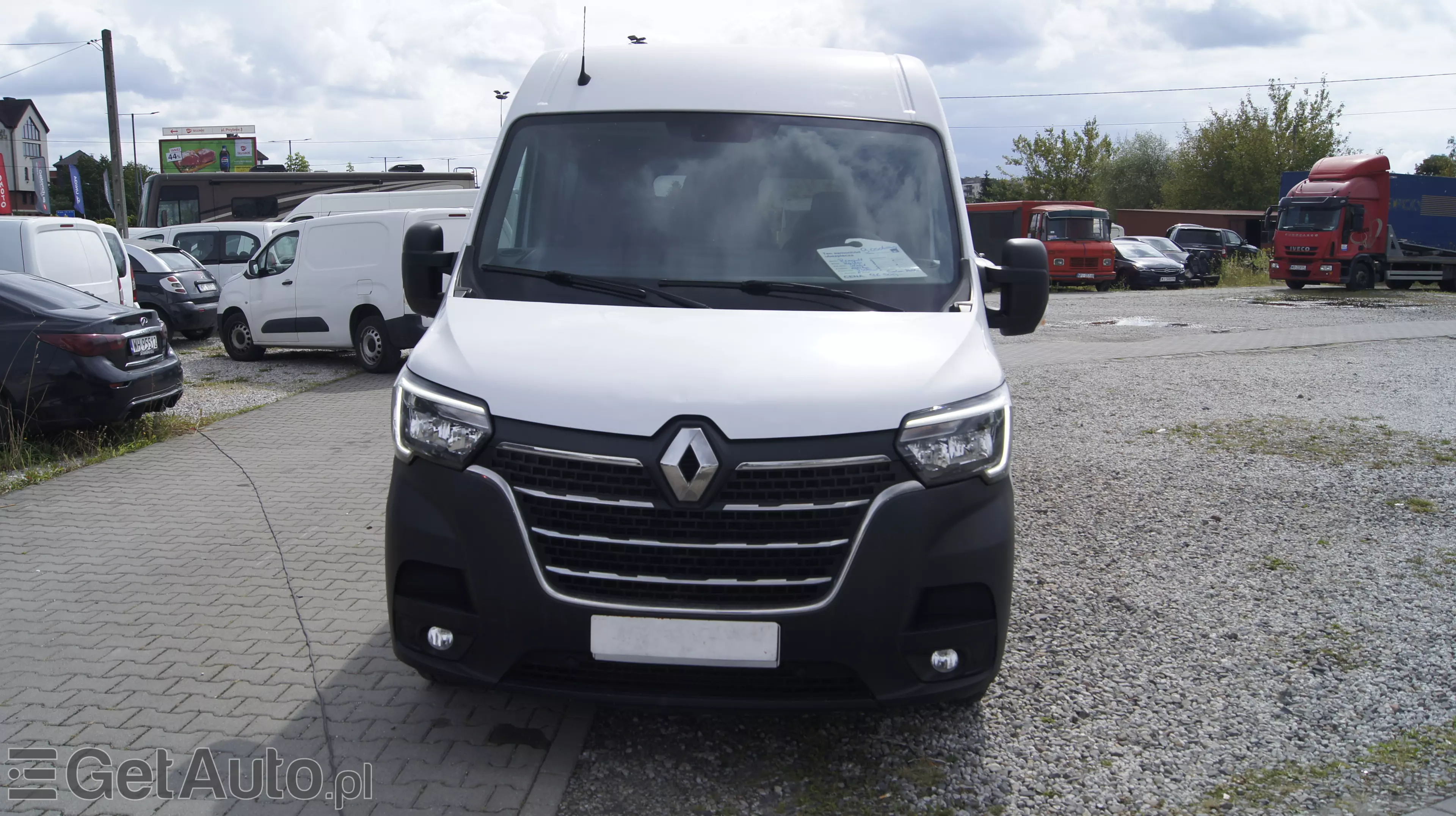 RENAULT MASTER 9 OSOBOWY