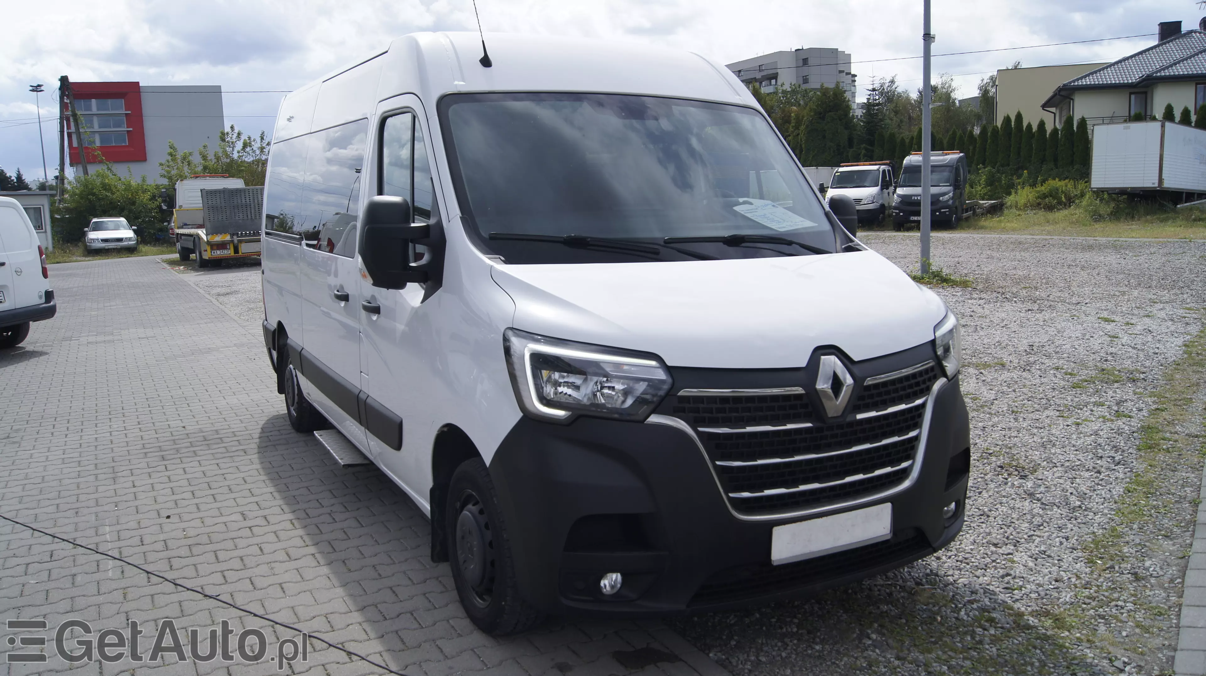 RENAULT MASTER 9 OSOBOWY