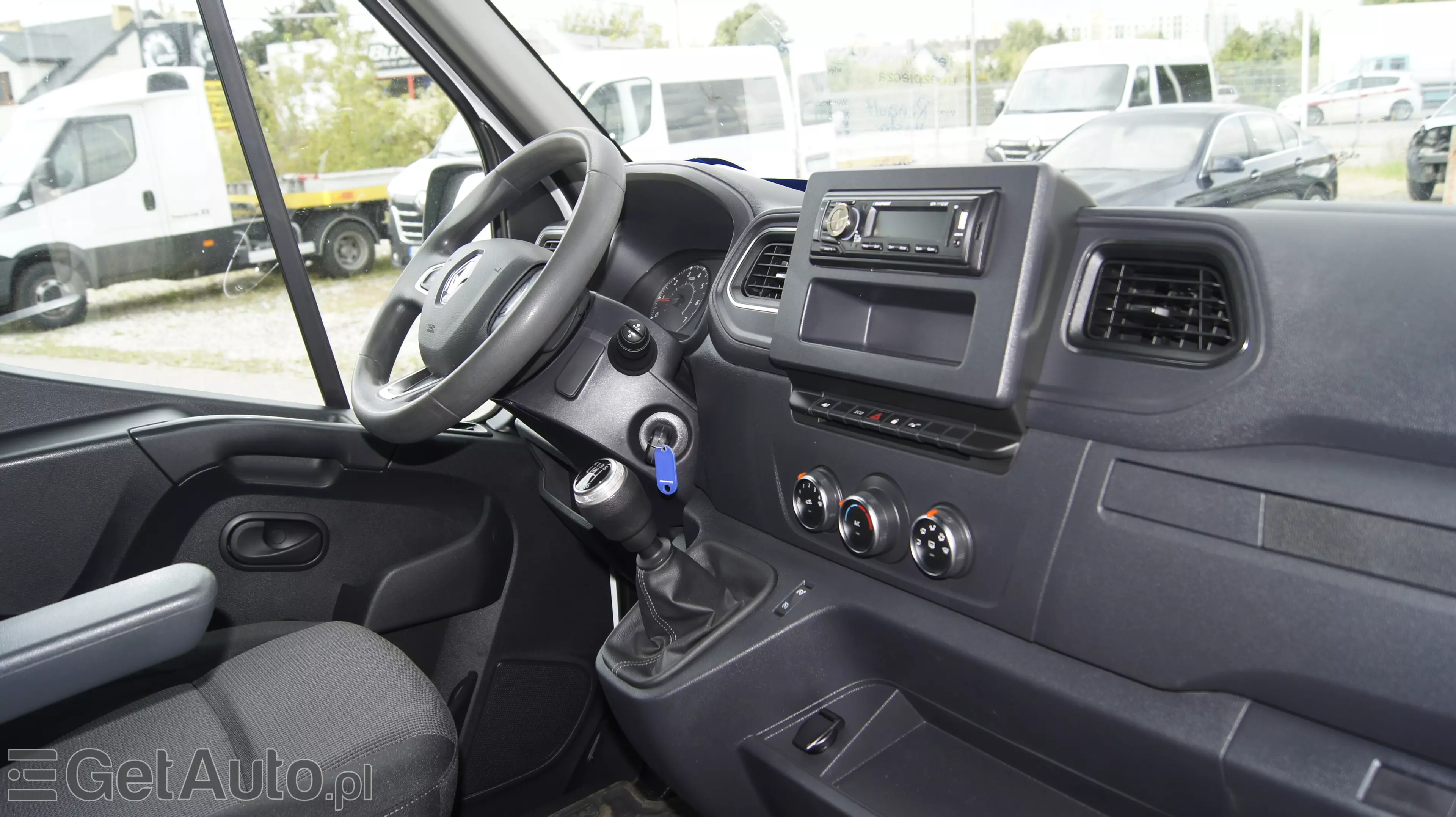 RENAULT MASTER 9 OSOBOWY