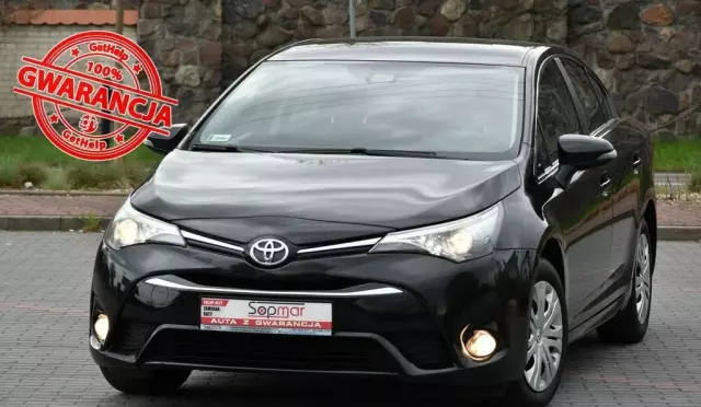 TOYOTA Avensis 