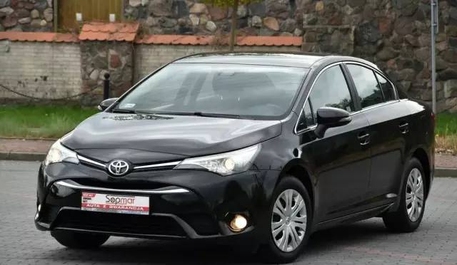 TOYOTA Avensis 