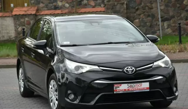 TOYOTA Avensis 