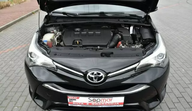 TOYOTA Avensis 