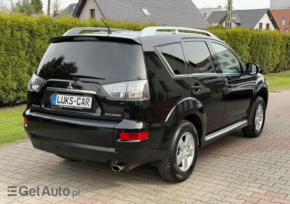 MITSUBISHI Outlander 2.0 2WD Inform