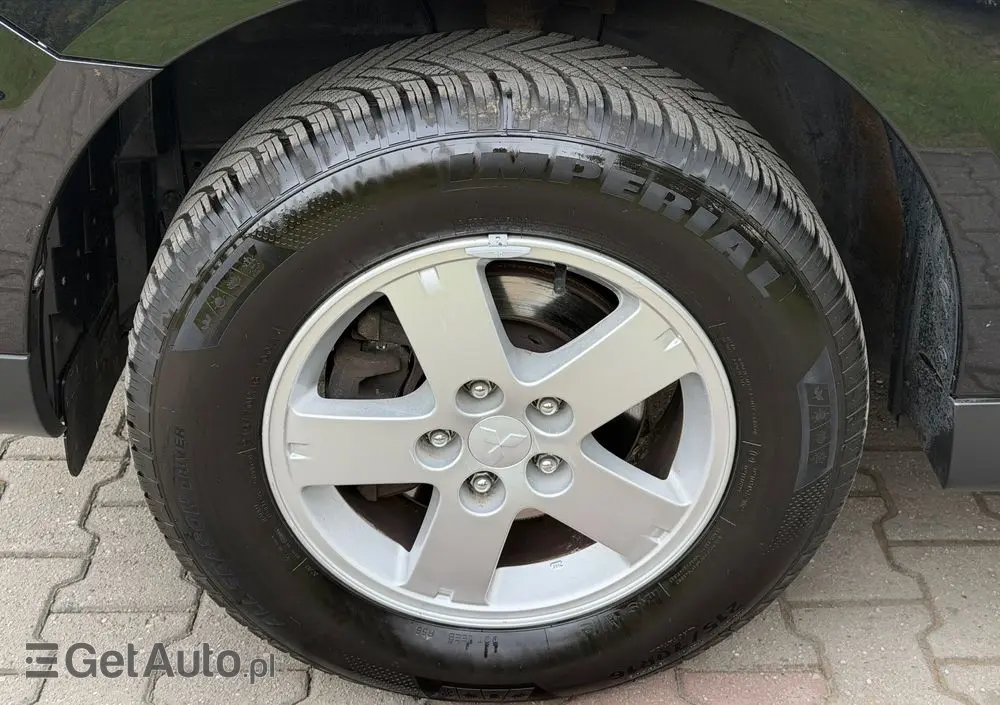 MITSUBISHI Outlander 2.0 2WD Inform