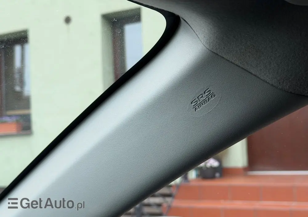 MITSUBISHI Outlander 2.0 2WD Inform