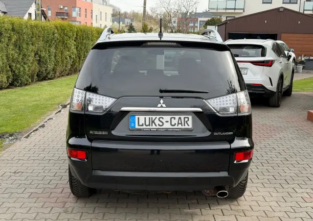 MITSUBISHI Outlander 2.0 2WD Inform