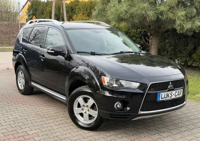 MITSUBISHI Outlander 2.0 2WD Inform