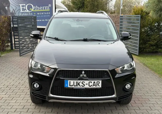 MITSUBISHI Outlander 2.0 2WD Inform