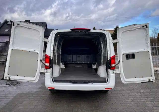 MERCEDES-BENZ VITO LONG 4X4 / 2.2 163KM / AUTOMAT / SALON POLSKA / BEZWYPADKOWY / OSTATNI WYPUST / BOGATA WERSJA 