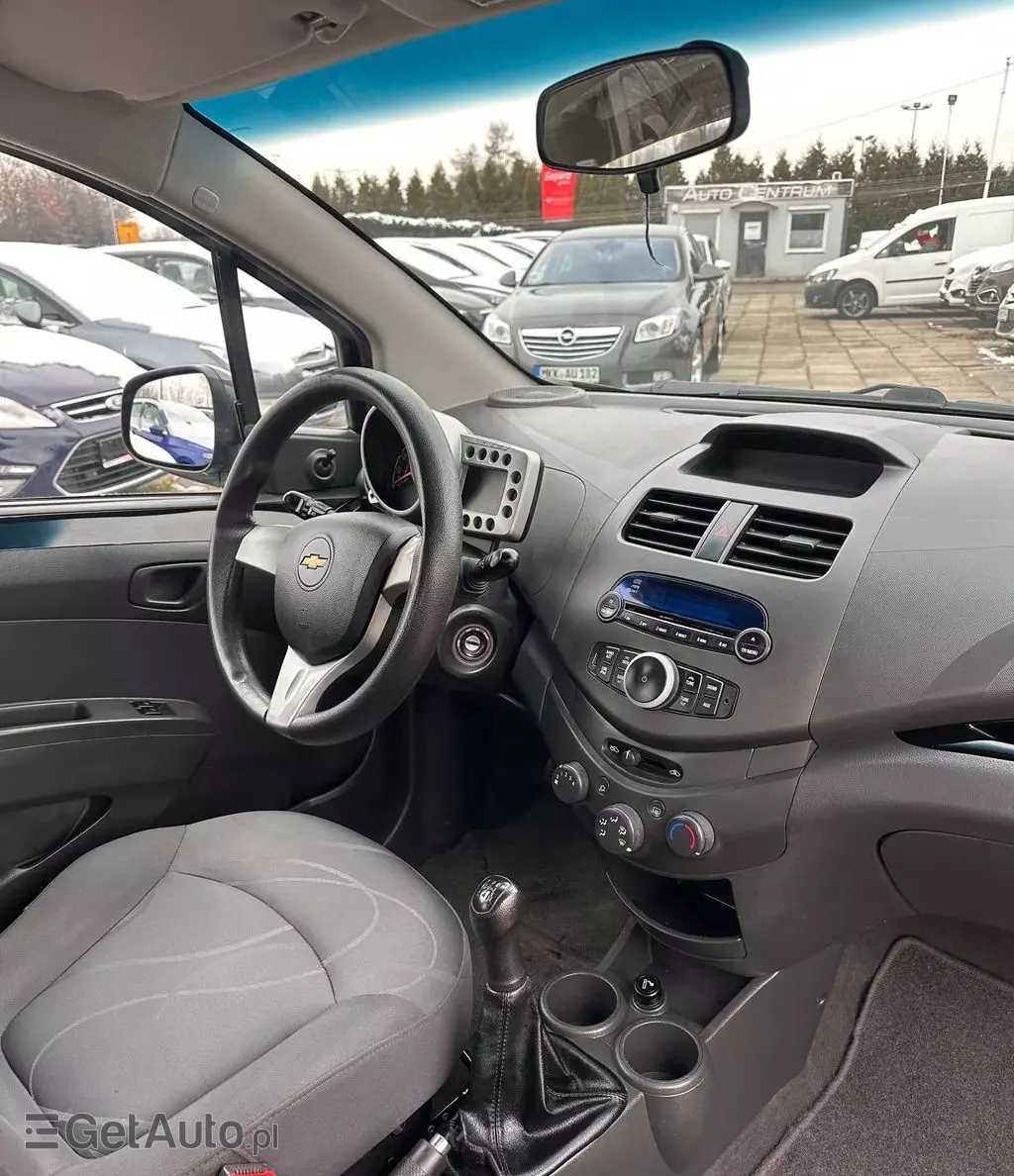 CHEVROLET Spark 
