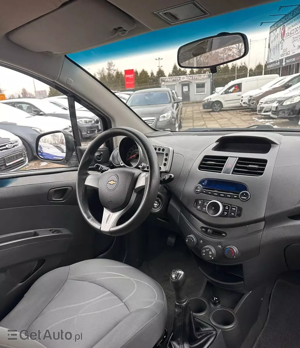 CHEVROLET Spark 