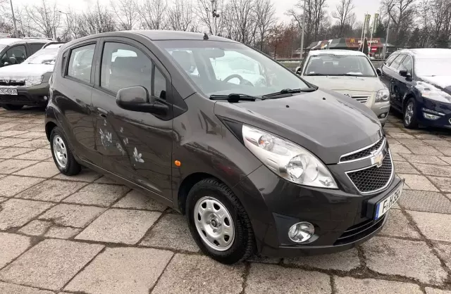 CHEVROLET Spark 