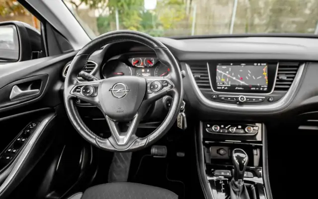 OPEL Grandland X 1.6 D Start/Stop Automatik INNOVATION