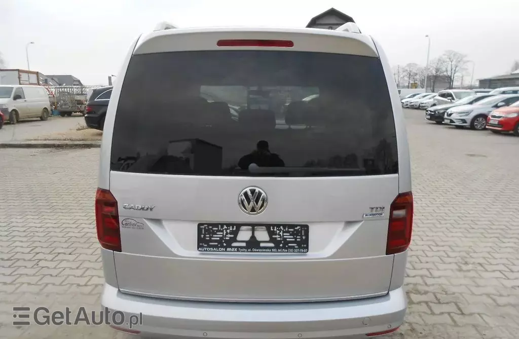 VOLKSWAGEN Caddy 