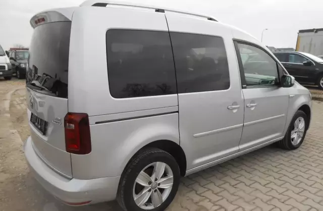 VOLKSWAGEN Caddy 