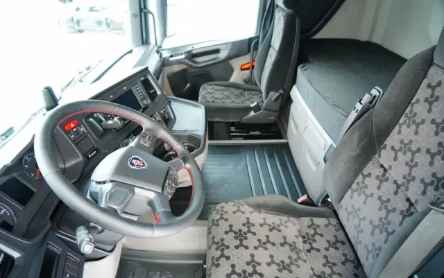 SCANIA R 410 XT / HYDRAULIKA / RETARDER / 2022 / 