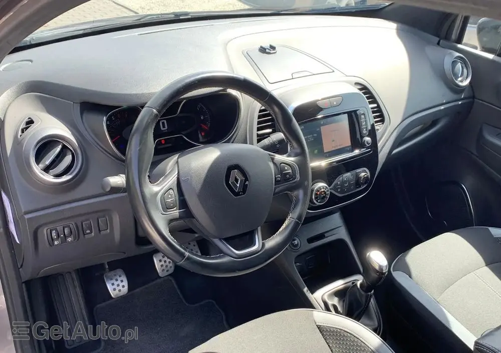 RENAULT Captur (ENERGY) TCe 90 BOSE EDITION