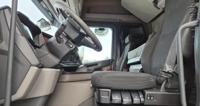 SCANIA SCANIA///G280///2020///EURO6/// 18000 KG///9 METRÓW///22 EUROPALETY///FIRANKA///DACH PODNOSZONY///WAGA///NOWE  OPONY///STAN BARDZO DOBRY 