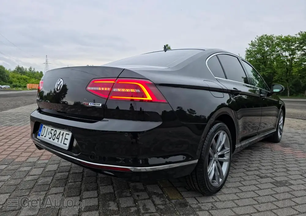 VOLKSWAGEN Passat 1.8 TSI BMT Highline DSG