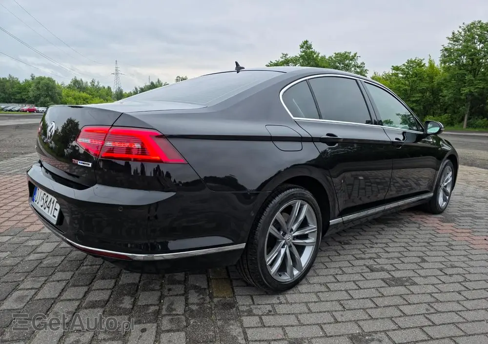 VOLKSWAGEN Passat 1.8 TSI BMT Highline DSG