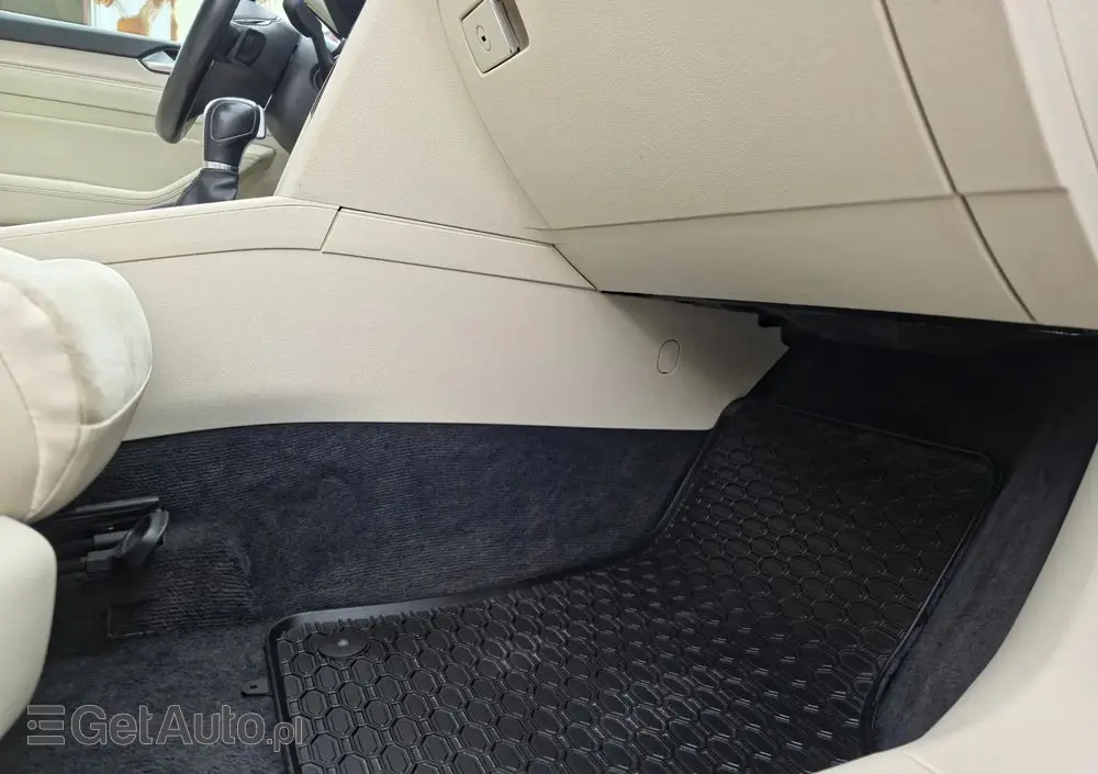 VOLKSWAGEN Passat 1.8 TSI BMT Highline DSG