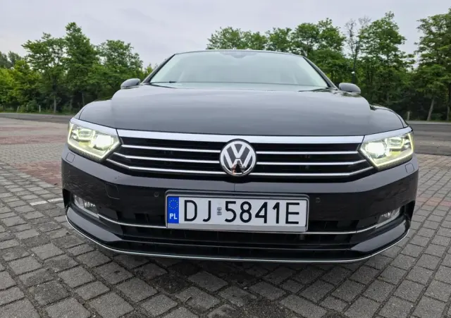 VOLKSWAGEN Passat 1.8 TSI BMT Highline DSG