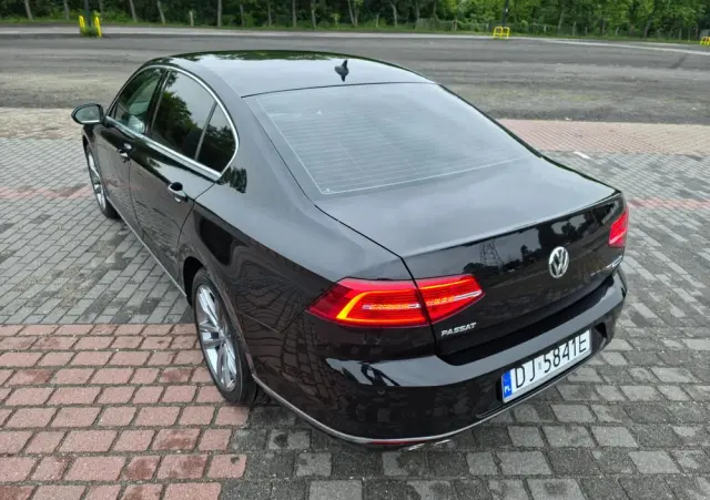 VOLKSWAGEN Passat 1.8 TSI BMT Highline DSG