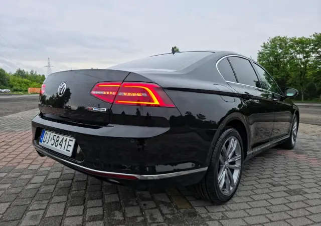 VOLKSWAGEN Passat 1.8 TSI BMT Highline DSG
