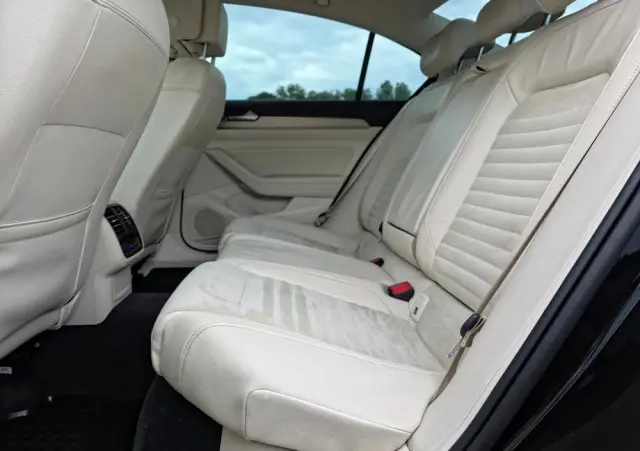 VOLKSWAGEN Passat 1.8 TSI BMT Highline DSG