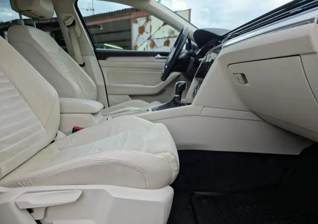 VOLKSWAGEN Passat 1.8 TSI BMT Highline DSG