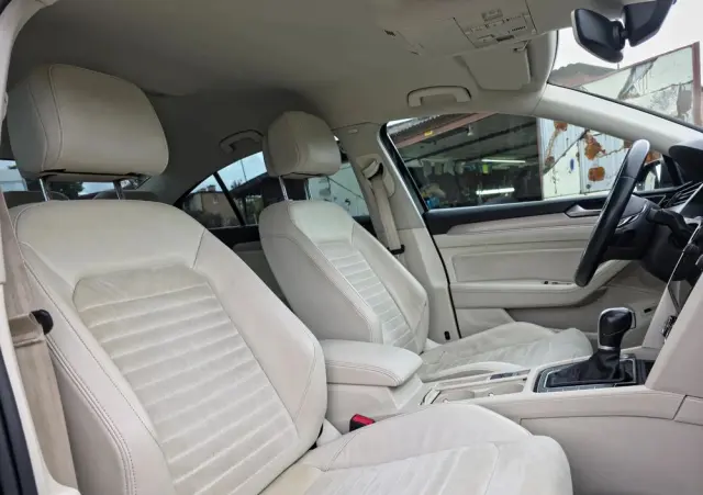 VOLKSWAGEN Passat 1.8 TSI BMT Highline DSG
