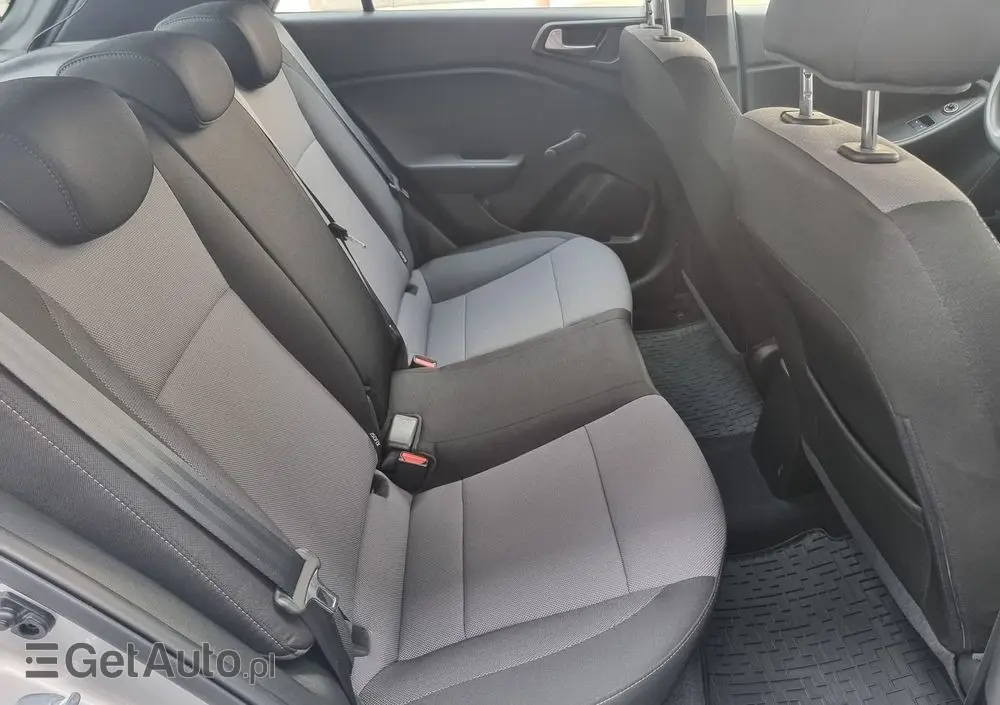 HYUNDAI I20 1.2 BlueDrive Classic +