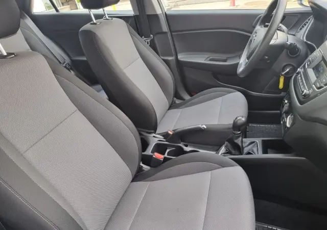 HYUNDAI I20 1.2 BlueDrive Classic +
