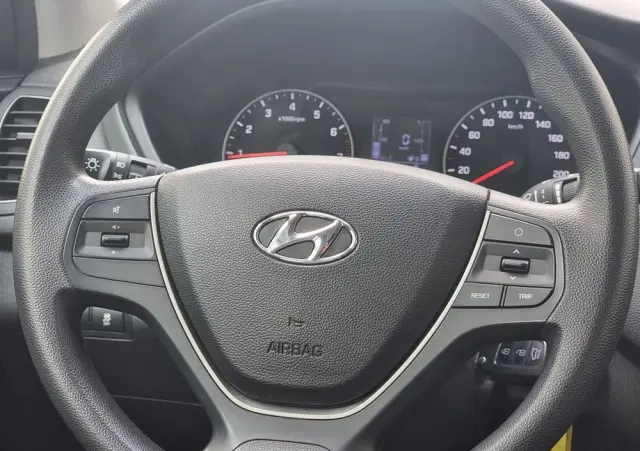 HYUNDAI I20 1.2 BlueDrive Classic +