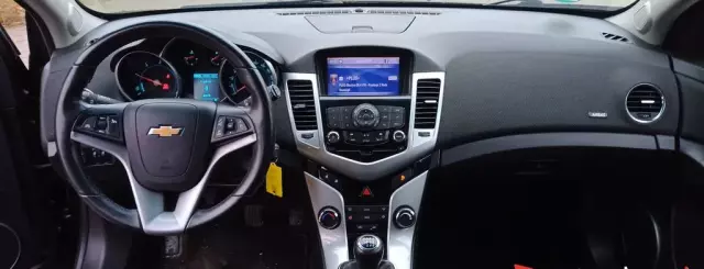 CHEVROLET Cruze 1.7 TD (130 KM)