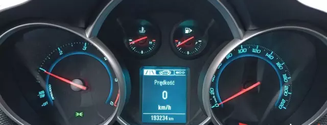 CHEVROLET Cruze 1.7 TD (130 KM)