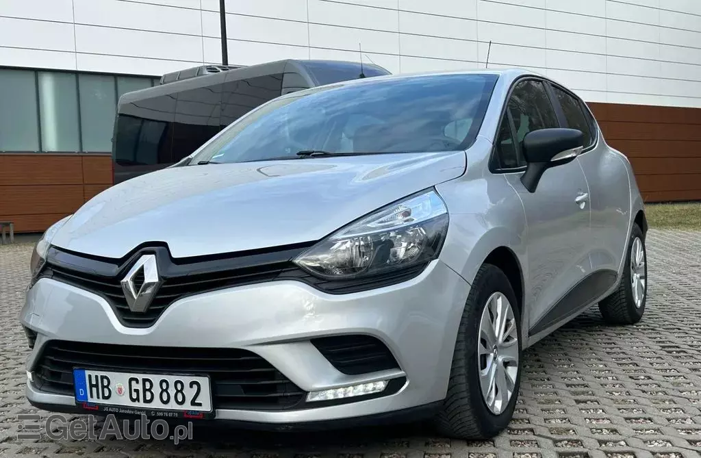 RENAULT Clio 1.5 dCi (75 KM)