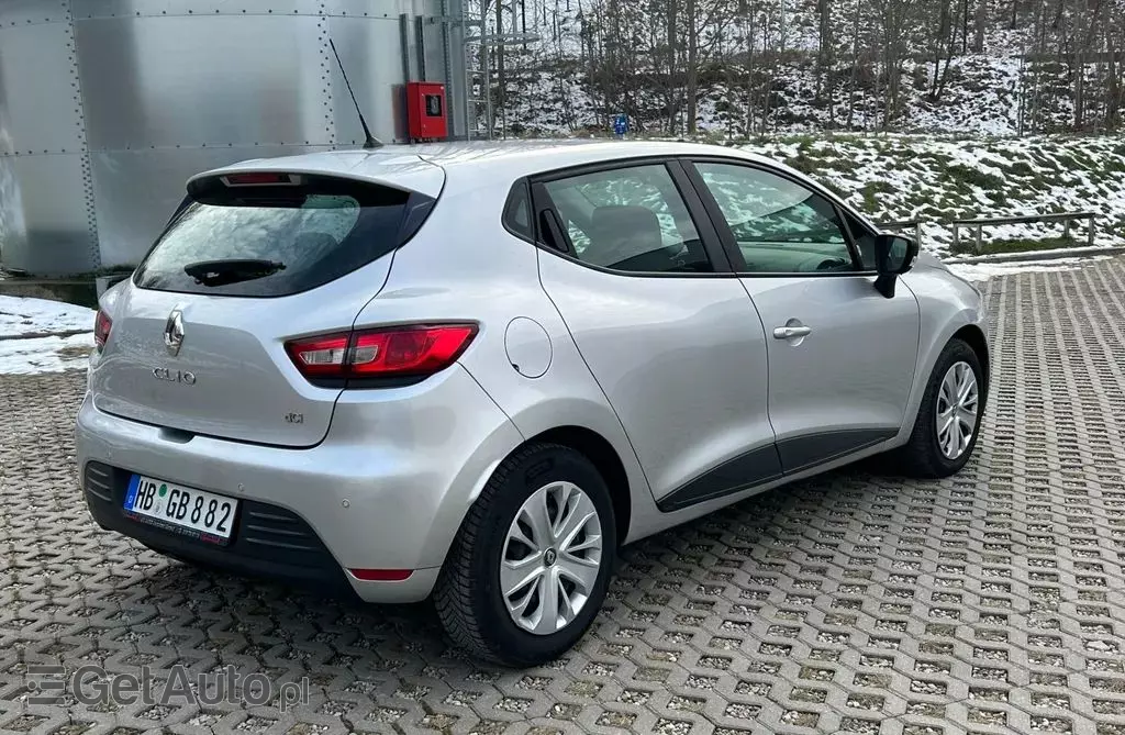 RENAULT Clio 1.5 dCi (75 KM)