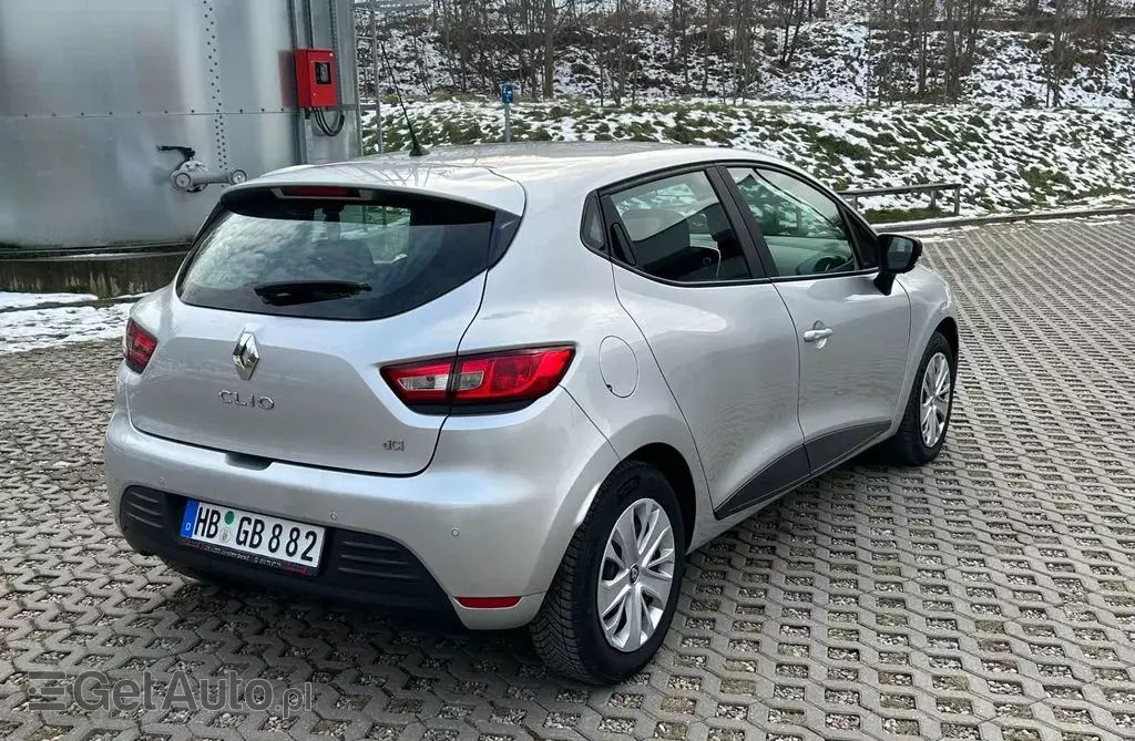 RENAULT Clio 1.5 dCi (75 KM)