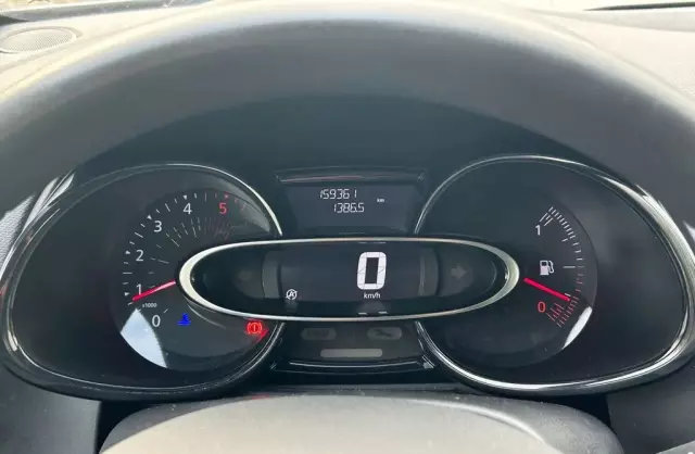 RENAULT Clio 1.5 dCi (75 KM)
