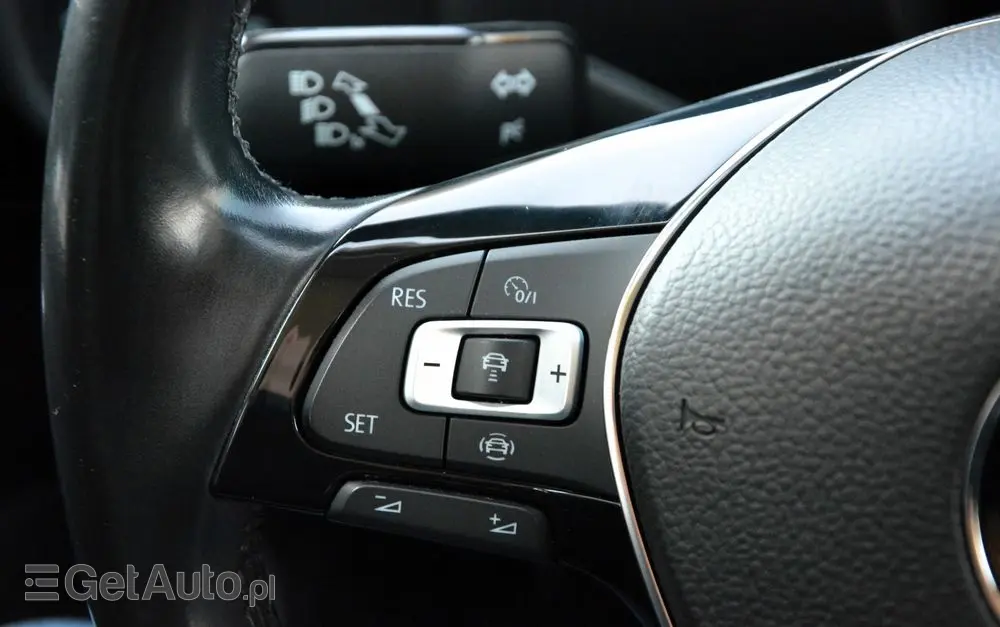 VOLKSWAGEN Golf 1.5 TSI BMT Evo Comfortline